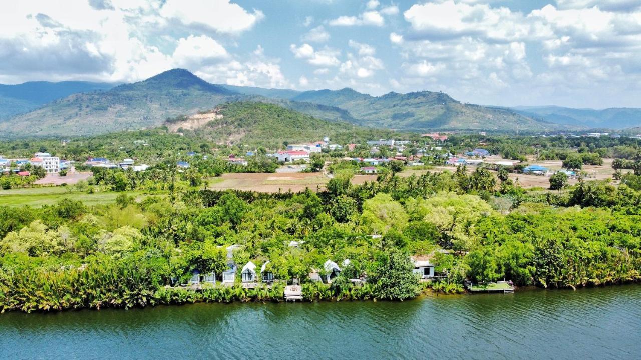 Kampot Riverfront Boutique Exterior foto